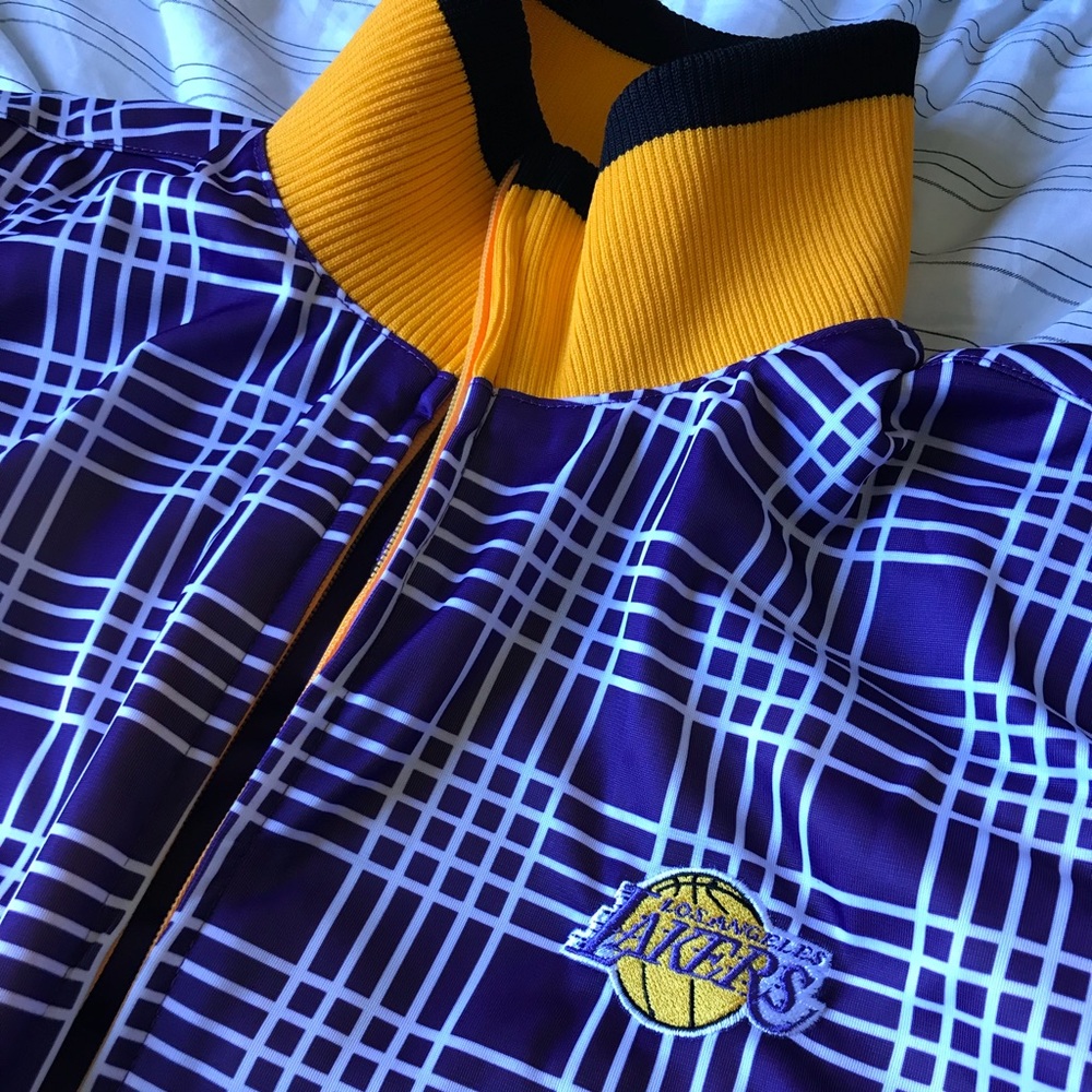 Lakers Track/Athletic Reversible Jacket (L)